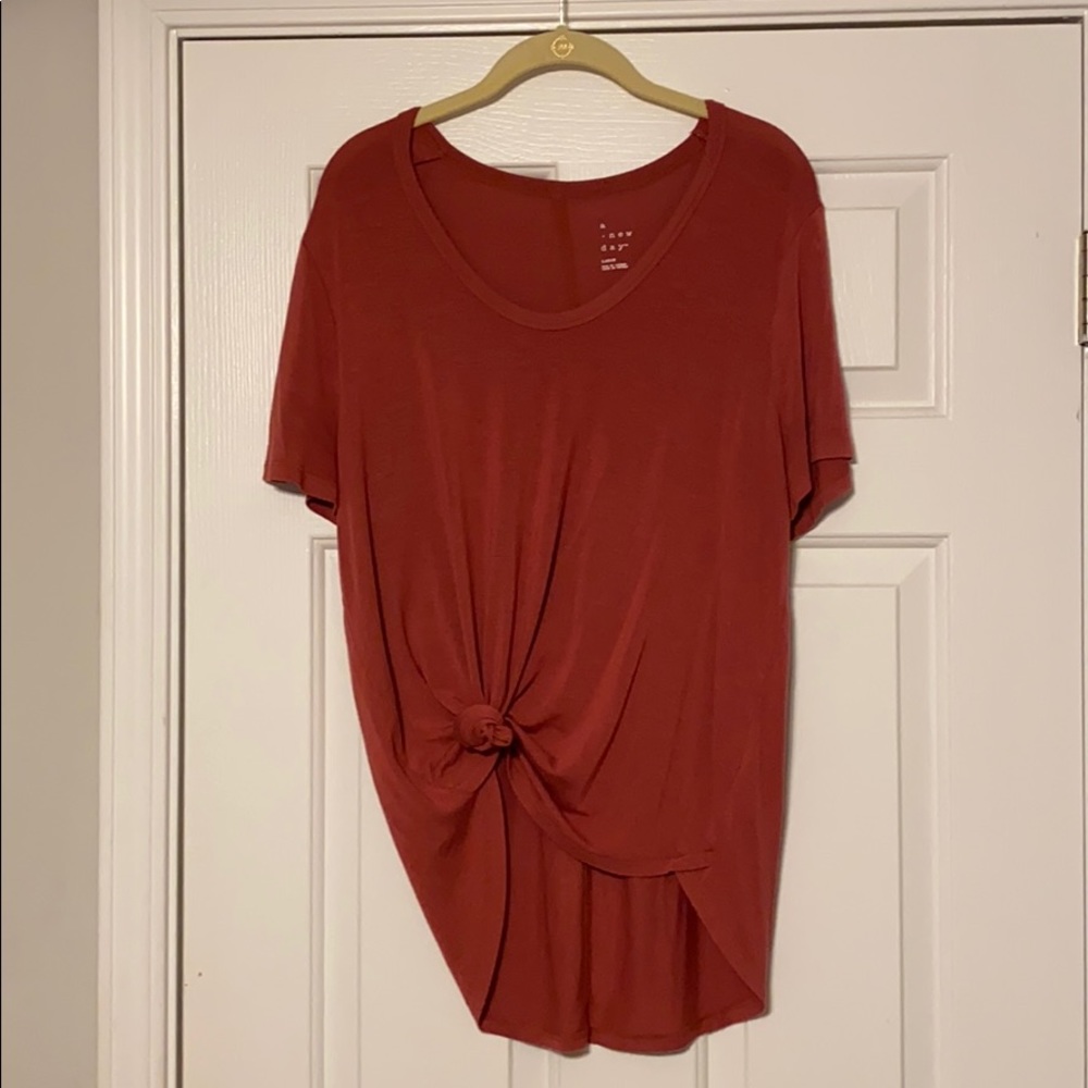A new day basic tee - Picture 2 of 3